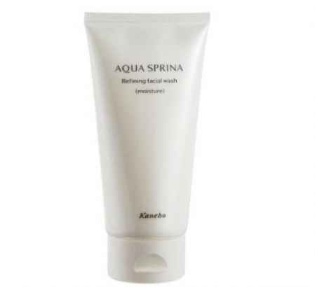 四款清潔力強、人氣火爆的去角質(zhì)潔面乳與面膜推薦